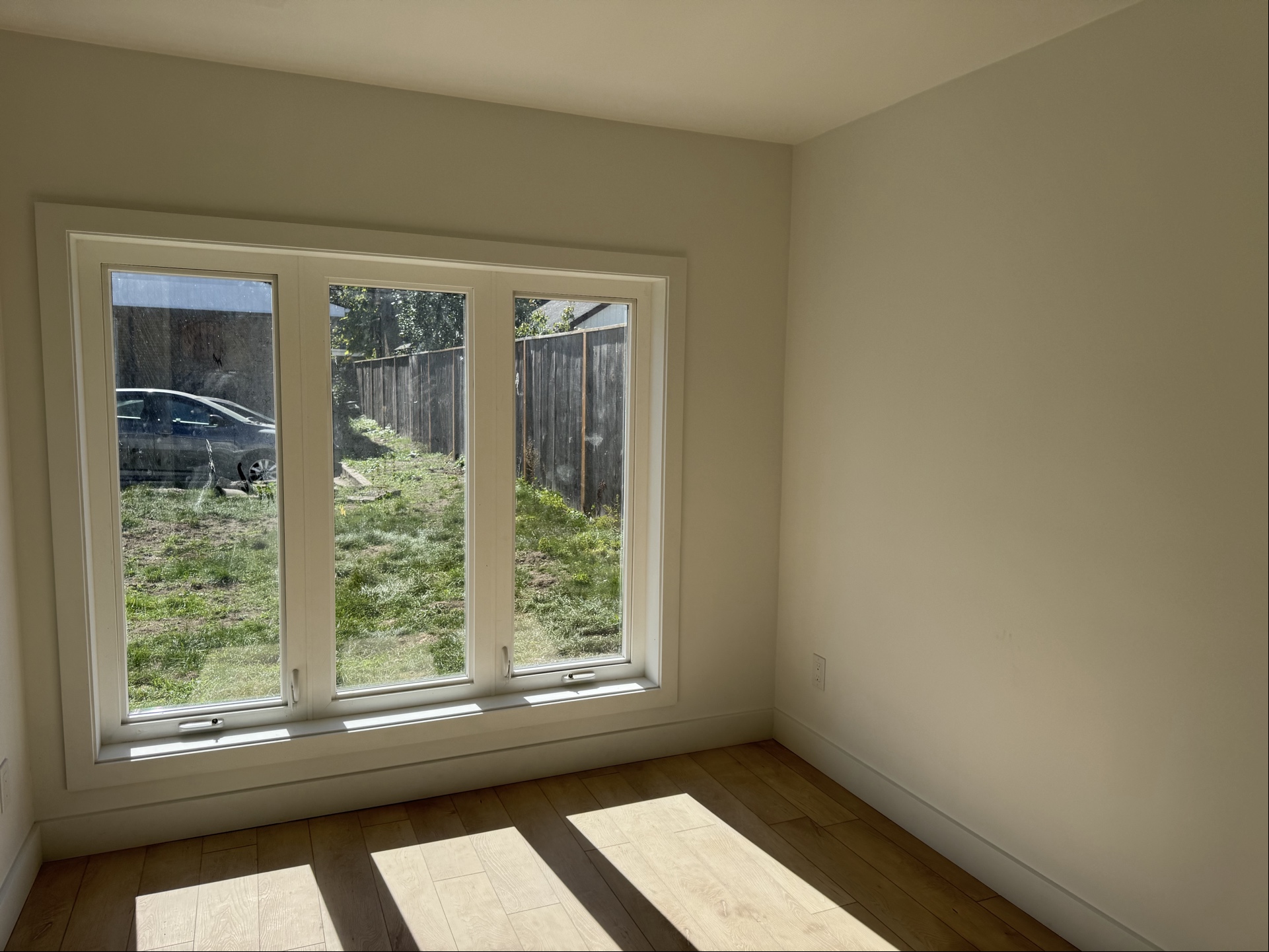Garden suite interior room